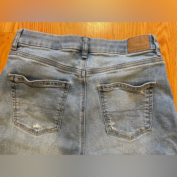 American Eagle Distressed Blue Jeans Women’s 8 Short - Picture 5 of 6